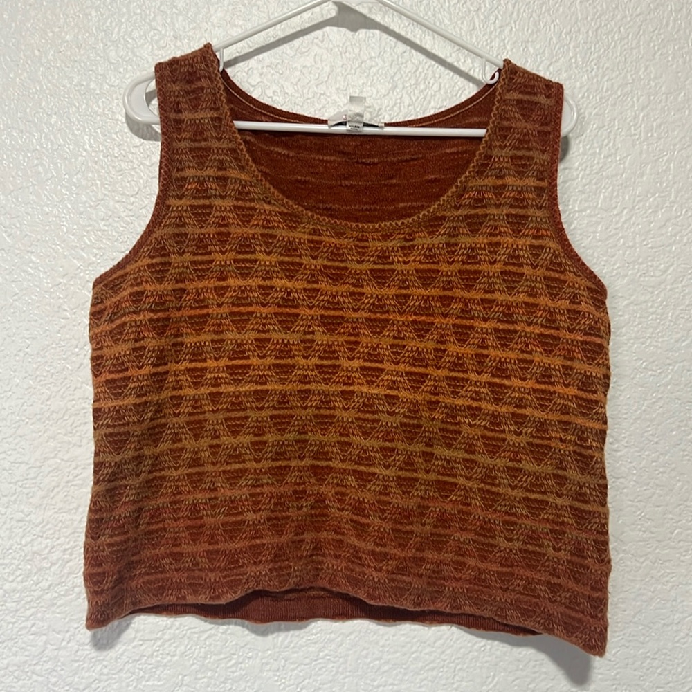 St. John sport Y2K top/vest, size L